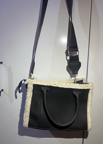 Kürklü Siyah Deri Kadın Çanta - Görsel 4