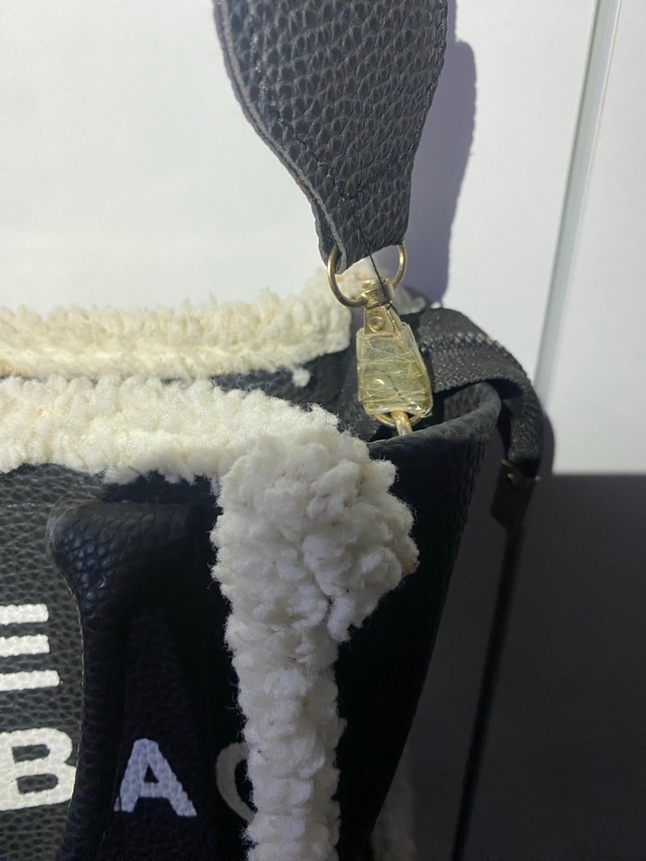 Kürklü Siyah Deri Kadın Çanta - Görsel 2