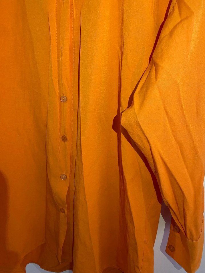 Turuncu Düğmeli Uzun Kollu Keten Gömlek - Görsel 2