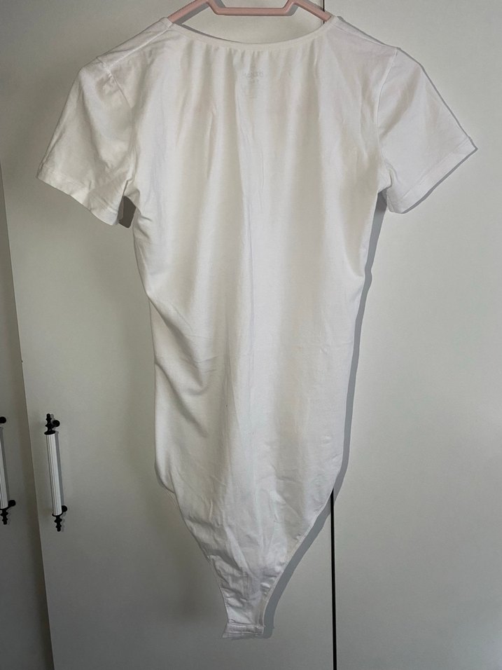 Beyaz Kısa Kollu kadın çıtçıtlı body - Görsel 2