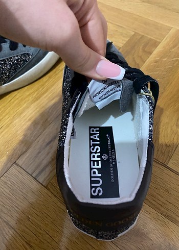 Golden goose ayakkabı - Görsel 2