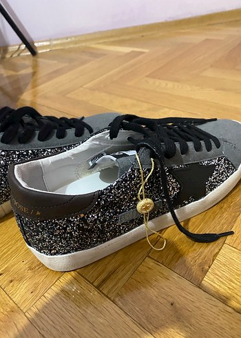 Golden Goose Deluxe 40