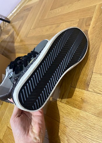 Golden goose ayakkabı - Görsel 5