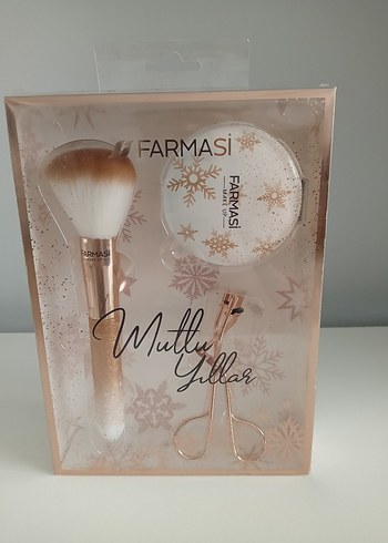 Farmasi Altın Makyaj Fırçası Seti