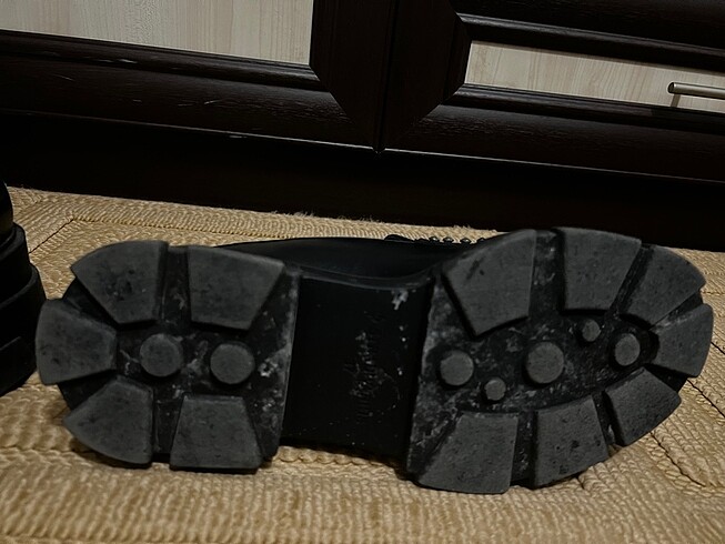 Stradivarius Dekoratif Detaylı Maksi Makosen - Görsel 7