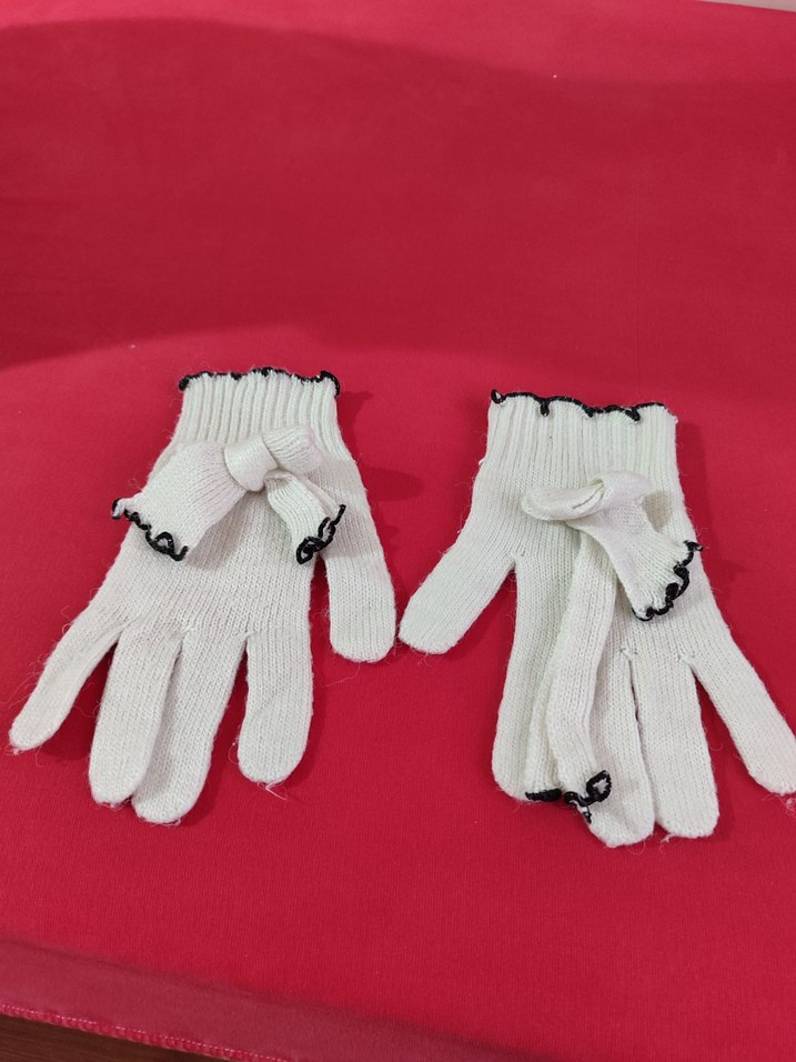 Kadın Beyaz Örme Eldiven - Görsel 2