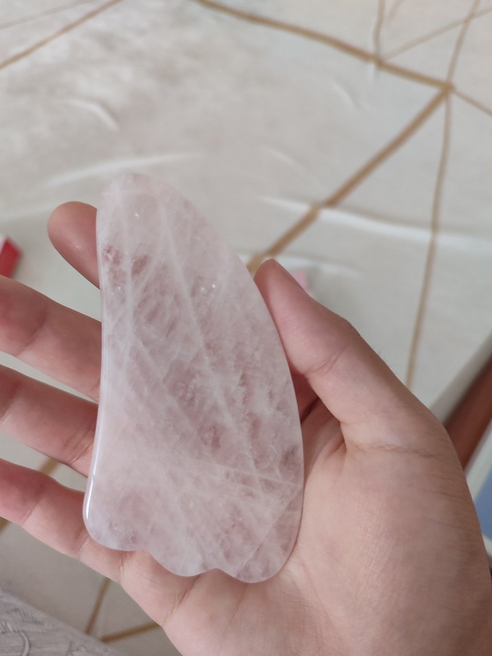 Eklips Pembe Kuvars Gua Sha Yüz Masaj Taşı - Görsel 4