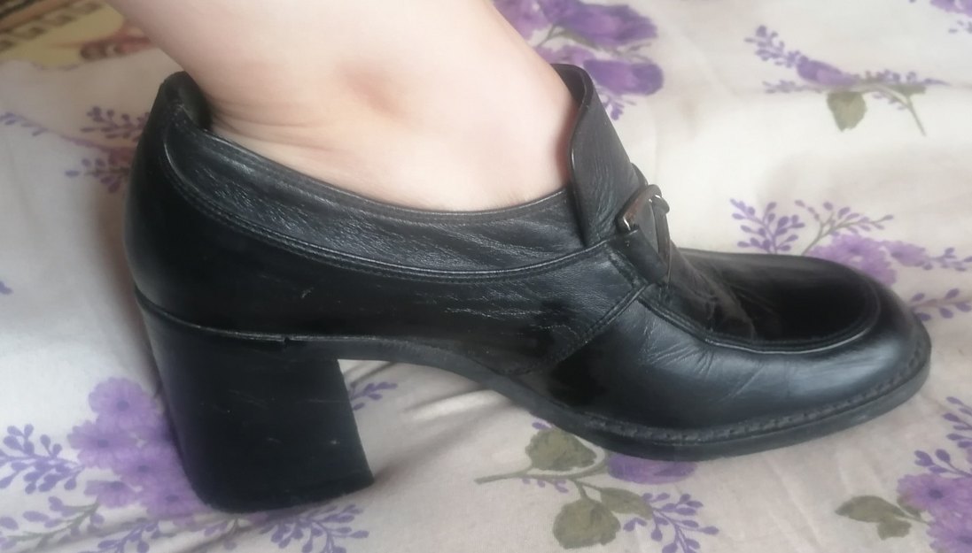 Kadın Siyah Deri Kemerli Topuklu Ayakkabı - Görsel 2