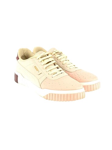 Puma Puma Spor Ayakkabı %70 İndirimli.