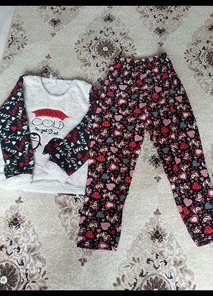 Pijama Takımı 