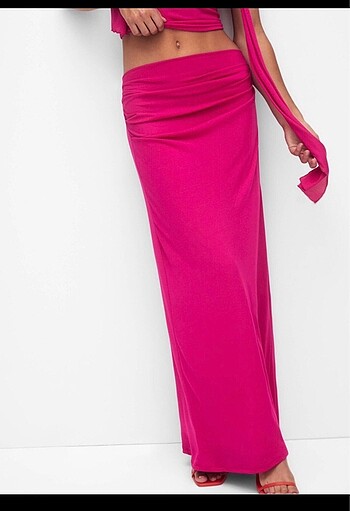 Pull and Bear Midi etek