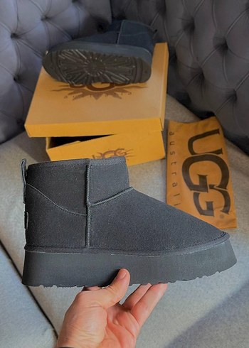Ugg diğer