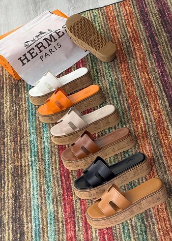 Hermes Çok Renkli Dolgu Topuklu Kadın Terlik