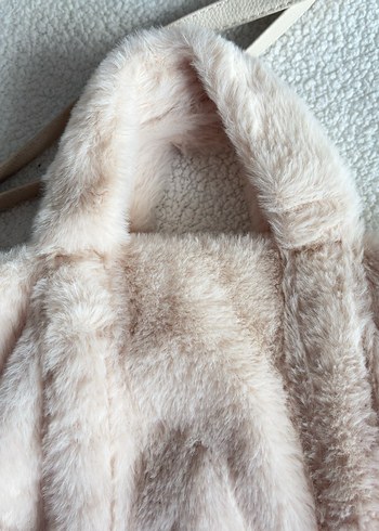 Bej Peluş Detaylı Kadın Çanta - Görsel 2