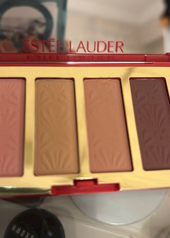 Este lauder  Far Paleti - Görsel 2