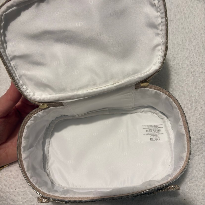 Orijinal Dior makyaj çantası - Görsel 3
