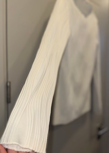 Uzun Kollu Pliseli Beyaz Kadın Kazak - Görsel 2