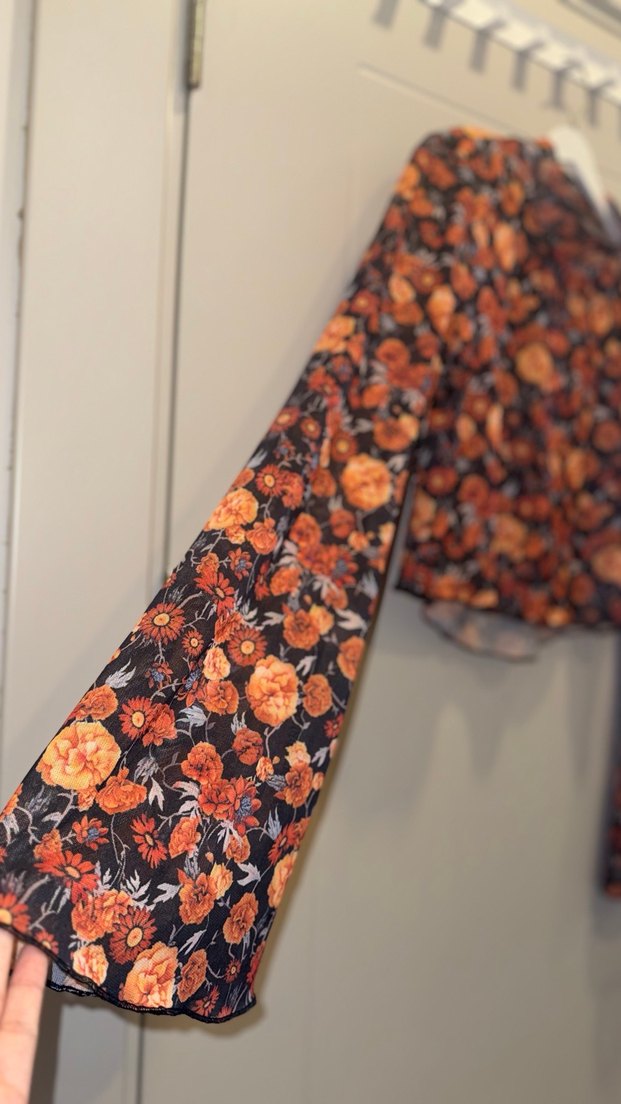 Dantel Detaylı Kısa Bohem Bluz - Görsel 4