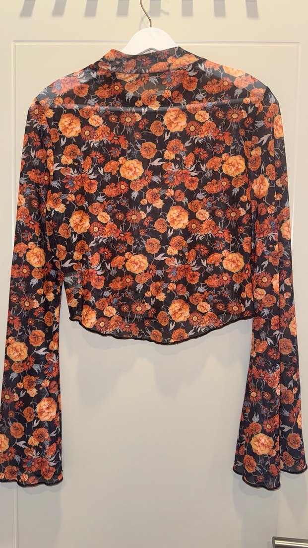 Dantel Detaylı Kısa Bohem Bluz - Görsel 3