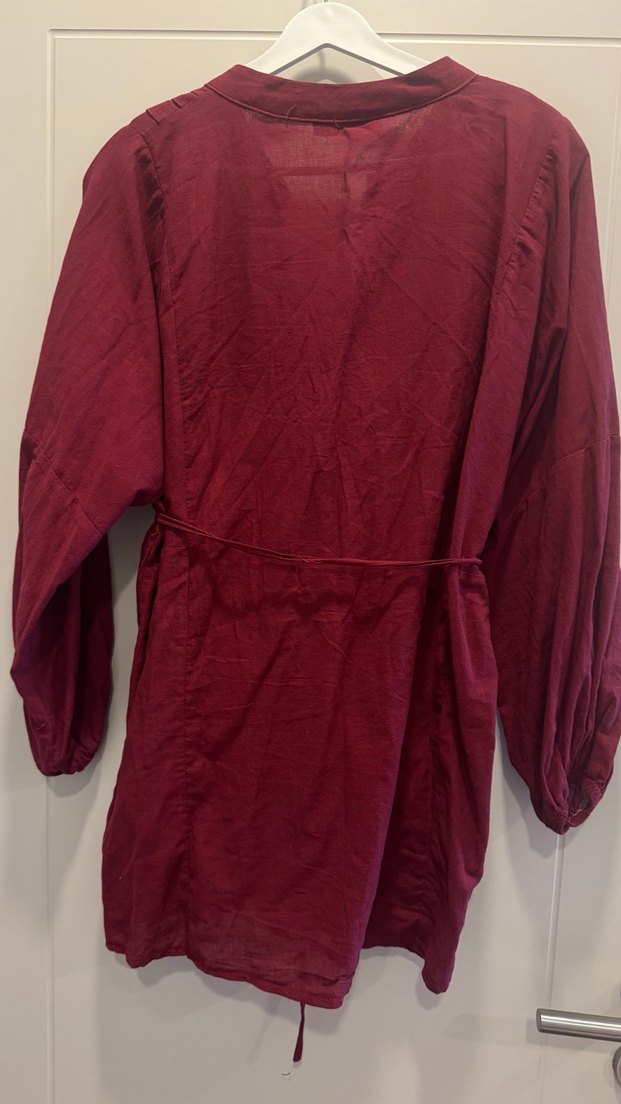 Bordo Kemerli Uzun Kollu Kadın Tunik - Görsel 3