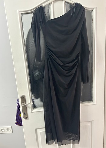 Addax Siyah Uzun Drapeli Gotik Elbise