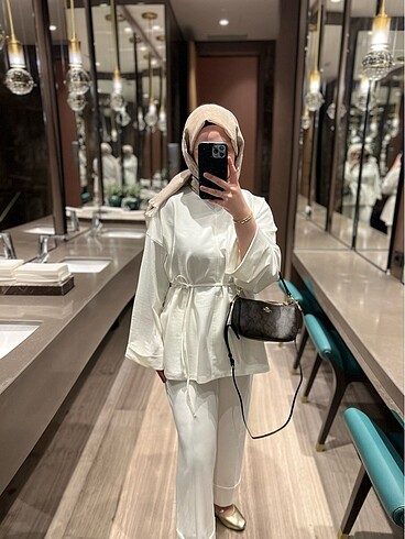 diğer Beden Vanilta Dikiş Detaylı Sweatshirt
