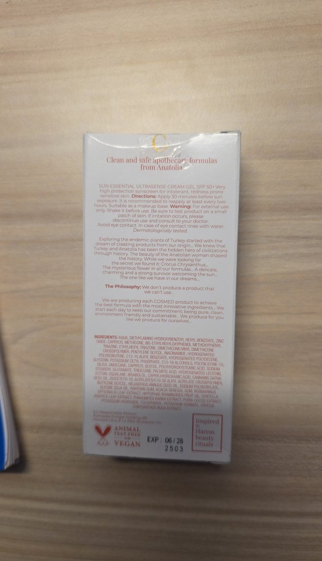 Cosmed SPF 50+ Ultrasense Krem Jel Güneş Koruyucu - Görsel 2