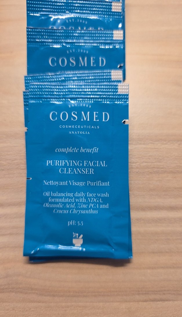 COSMED yüz temizleme jeli testerları - Görsel 3