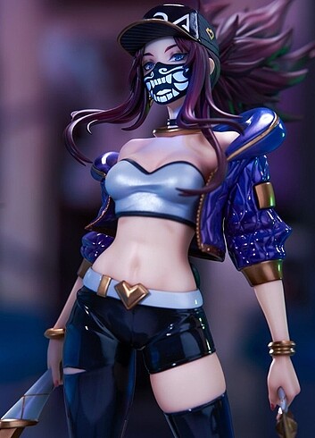 Akali league of legends figürü