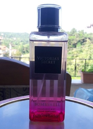 Victoria's Secret Bombshell Body Mist