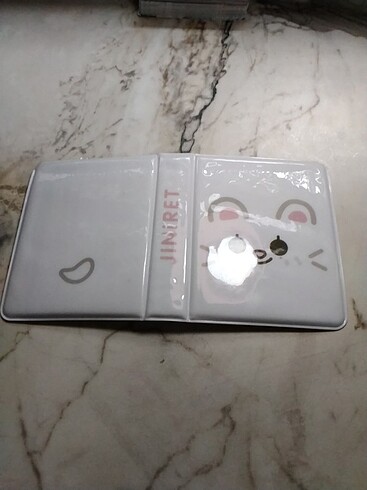 Hyunjin binder