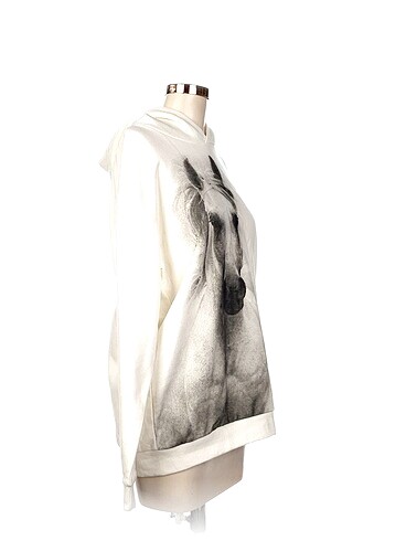 H&M H&M Sweatshirt %70 İndirimli.