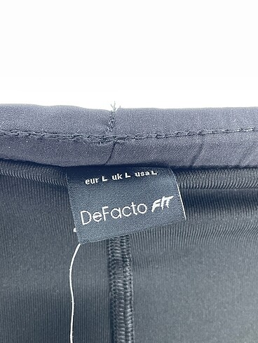 l Beden siyah Renk Defacto Mini Şort %70 İndirimli.