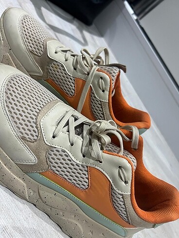 40 Beden elle sneaker