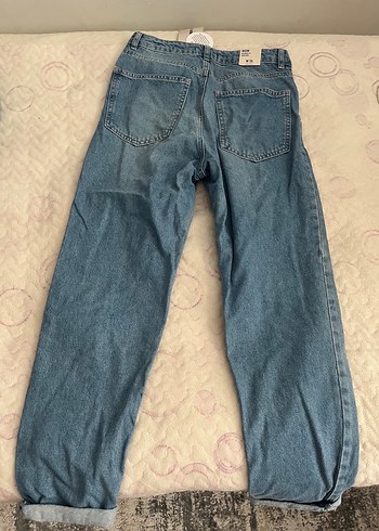 LC Waikiki Kadın Mavi Yırtık Detaylı Bol Kesim Denim Pantolon