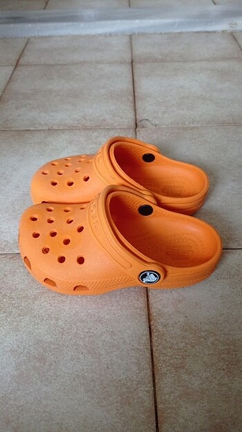 25 Beden Crocs çocuk terlik