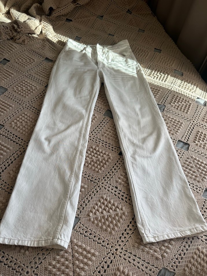 Bej MNG Düğmeli Rahat Kesim Kadın Kot Pantolon - Görsel 3