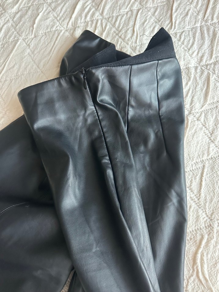 Koton Kemerli Siyah Deri Kadın Pantolon - Görsel 3