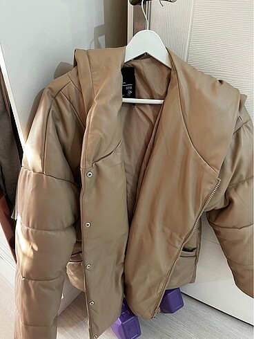 Stradivarius şişme mont