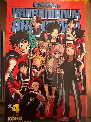 Kahramanlık akademim ( boku no hero academia) manga 4. Cilt