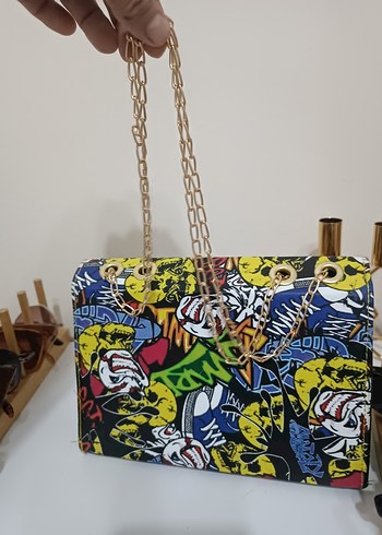 Diğer Renkli Zincir Detaylı Pop Art Kadın Çanta