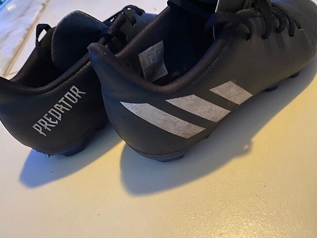 Adidas Predator Krampon