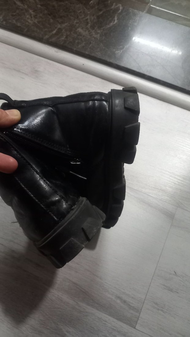 Siyah  31 numara wensday temalı Çocuk Gotik Botları - Görsel 3