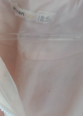 Kız Çocuk Beyaz Fırfırlı Mont - Görsel 3