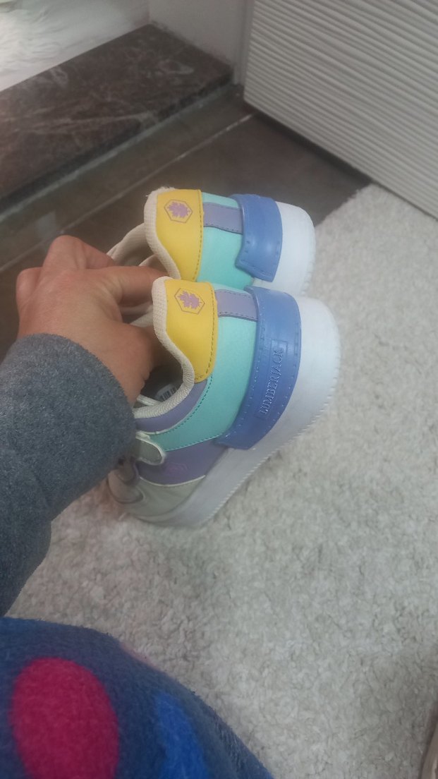 Mor Velcro Bağcıklı Kız Spor Ayakkabı - Görsel 3