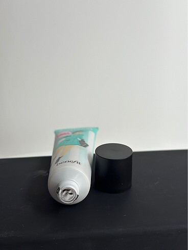 Benefit BENEFİT PORE PRİMER 22ML