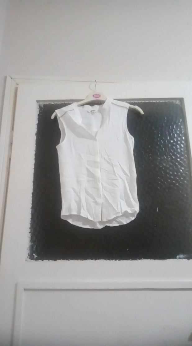 Beyaz Kolsuz V Yaka Keten Bluz - Görsel 2