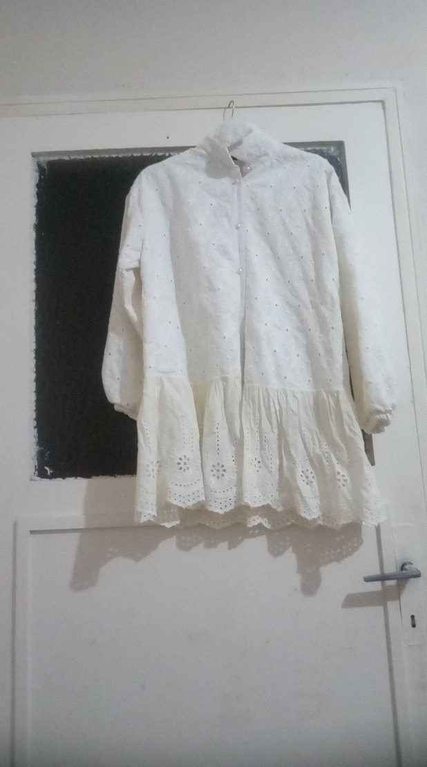 Kız Çocuk Beyaz Nakışlı Keten Bluz - Görsel 2