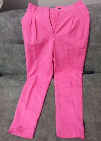 H&M Pembe Pilili Kadın Kumaş Pantolon