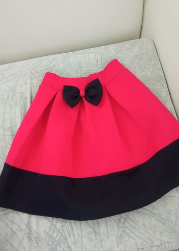 Fiyonklu Pembe Siyah Renkli Kız Çocuk Etek